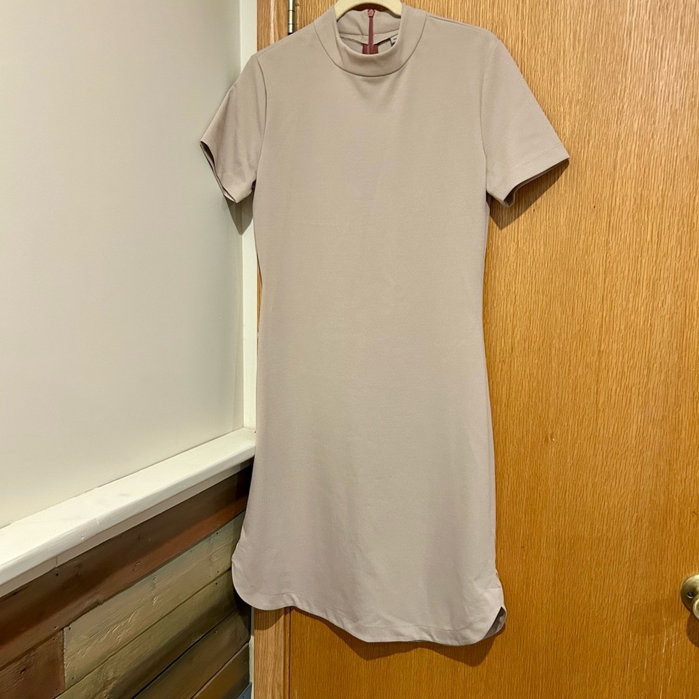 Chic Beige Short Sleeve Dress